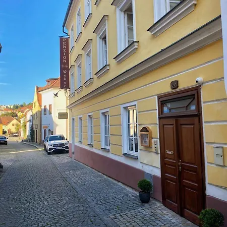 ゲストハウス ペンション ウェッバー チェスキー クルムロフ